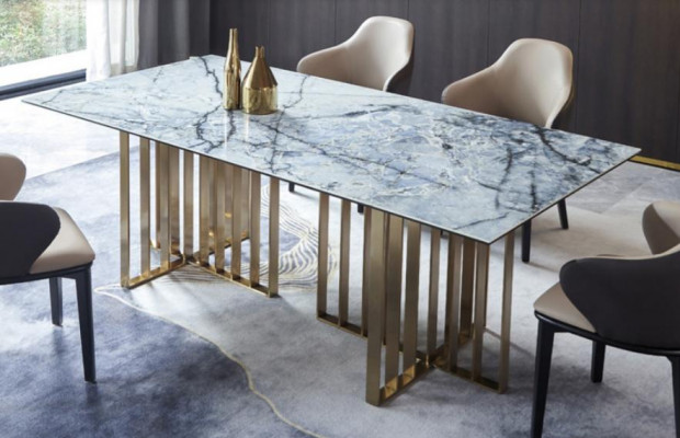 Ontwerp tafel roestvrij staal kantoor vergaderzaal eetkamer woonkamer marmer kleur meubels.