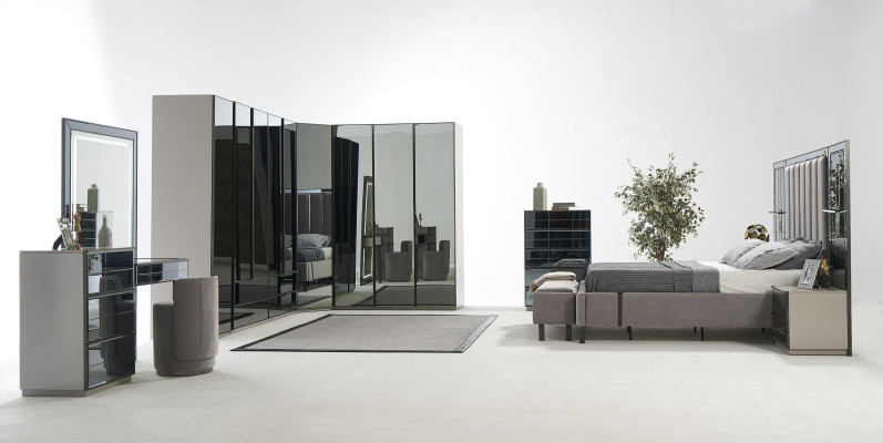 Luxe glazen slaapkamerbed nachtkastje hoekkast commode spiegel kruk grijs