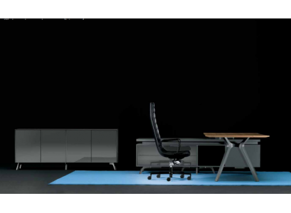Ontwerp bureau Italiaanse meubels Inrichting computermeubels Tafel Frezza