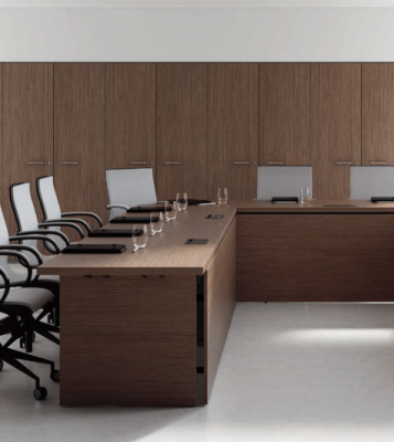 Conferentietafel Stoel Groep Kantoormeubelen Italië Bureau Tafel Vergadertafel 7-delig.