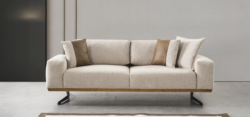 Ontwerper driezitsbank in beige kleur, luxe meubels in woonkamer 225cm.
