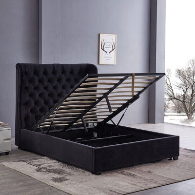 Zwart Chesterfield gestoffeerd luxe slaapkamer decoratie design bedden leer