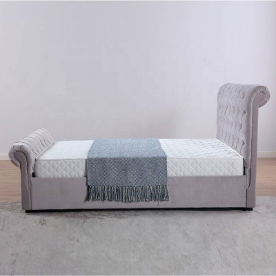 Klassiek fluwelen textielbed, dubbele hotellakens met gestoffeerde slaapkamer 180x200 cm.
