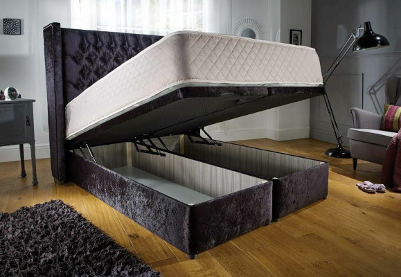 Chesterfield Designer Bed Slaapkamer Textiel Leer Bekleding Fluweel 160x200 Nieuw