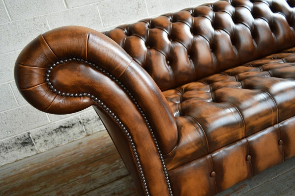 Chesterfield 4-zits gestoffeerde bank Moderne stijl Lederen stoffen bank Banken van leer