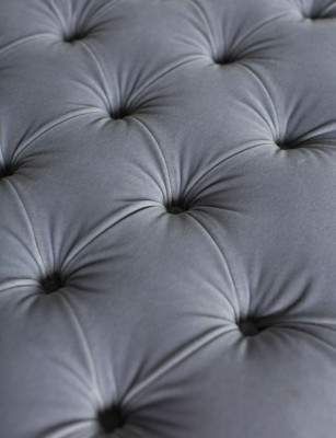 Groot luxe Chesterfield tweepersoonsbed gestoffeerde bedden slaapkamermeubels