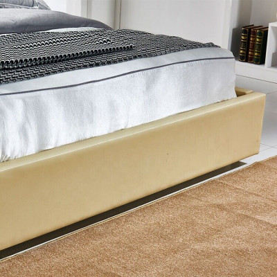 Beige Chesterfield bed ontwerp slaapkamer Engelse bedden textiel bekleding.