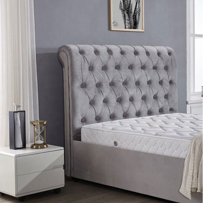 Royale grijze slaapkamer bed gestoffeerde bedden Chesterfield design textiel