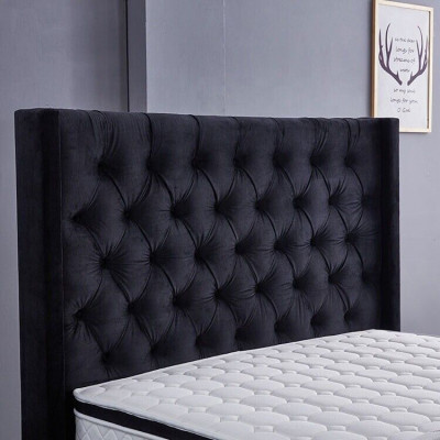 Moderne zwarte Chesterfield luxe bed textiel tweepersoonsbedden