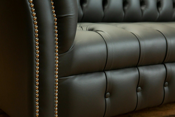 Grijze Chesterfield leren driezits Designer bankstel
