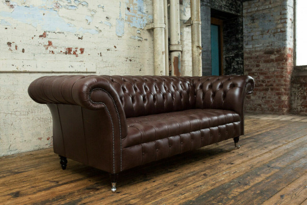 Bruine Chesterfield bank Luxe bank Designer bankstellen