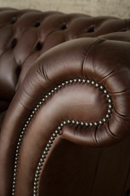 Bruine Chesterfield bank Luxe bank Designer bankstellen