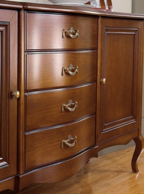 Echt houten kast thuis gemaakt klassiek dressoir model Pr.