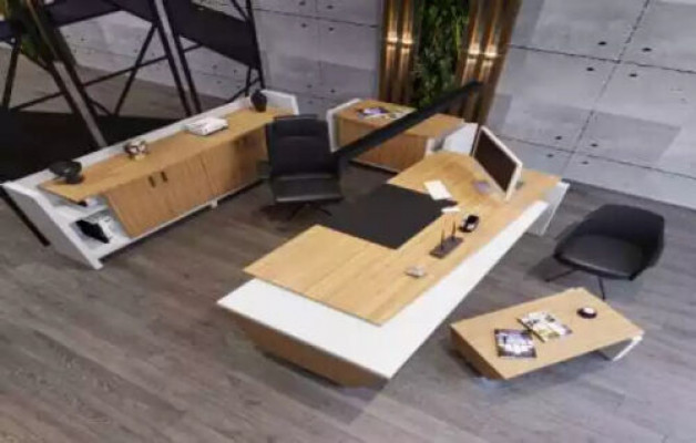 Moderne tafel, ontwerper meubels, kantoormeubelen, kantoorkast, design houten meubelen, kast.
