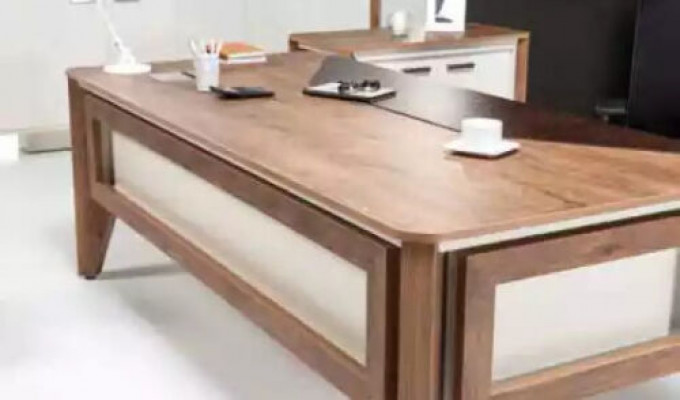 Kantoormeubilair Inrichting Bureau Archiefkast Salontafel Tafel Kast 3-dlg.
