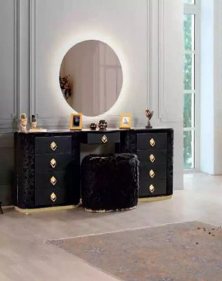 Moderne luxe slaapkamermeubels gemaakt van hoogwaardige stof en stevig hout.