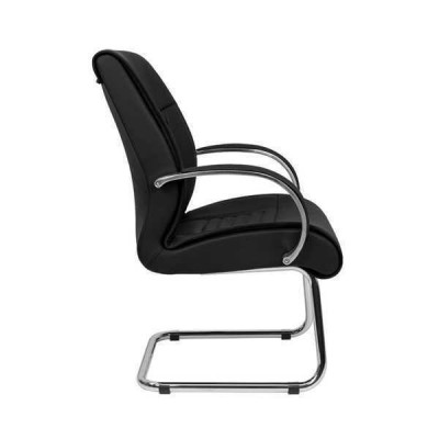 Wachtkamer Praktijk Advocatenkantoor Kantoorinrichting Lederen Stoelen Fauteuils Conferentiestoel