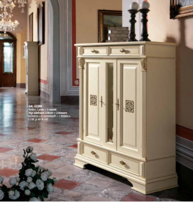 Kommode Dressoir Kast Sideboard Kapstok Italiaanse meubelen Antieke stijl Hout