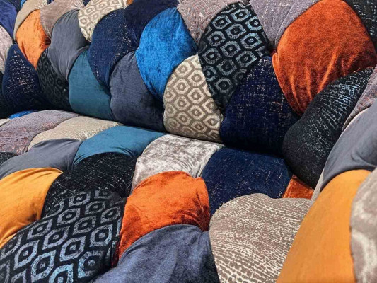 Bank stof design driezits luxe Chesterfield-meubels veelkleurig