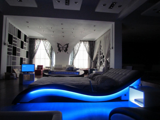 Luxe bed ontwerpbedden Digitale USB-slaapkamermeubels Lederen tweepersoonsbedden.