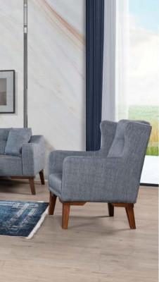 Luxe fauteuil eenzitter leunstoel woonkamer houtgrijze meubels