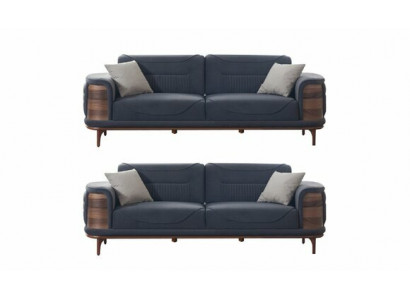Twee donkergrijze sofa's in moderne stijl met houten poten voor een woonkamer.