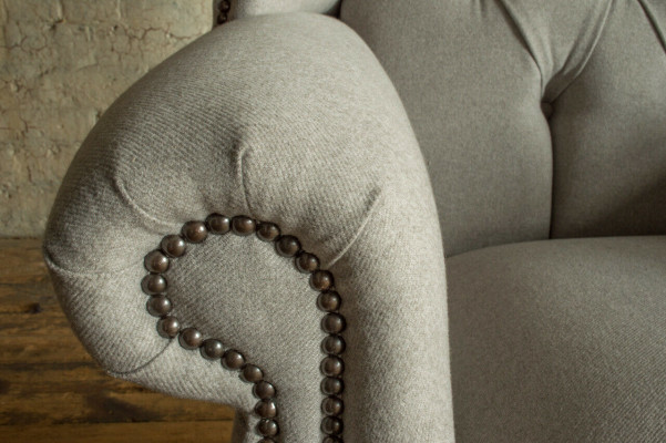 Chesterfield oorfauteuil bank fauteuil beklede leunstoel woonkamer relax club.