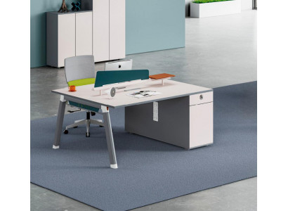 Lichtgrijs bureau designer werkruimte meubels luxueuze stijlvolle tafel.