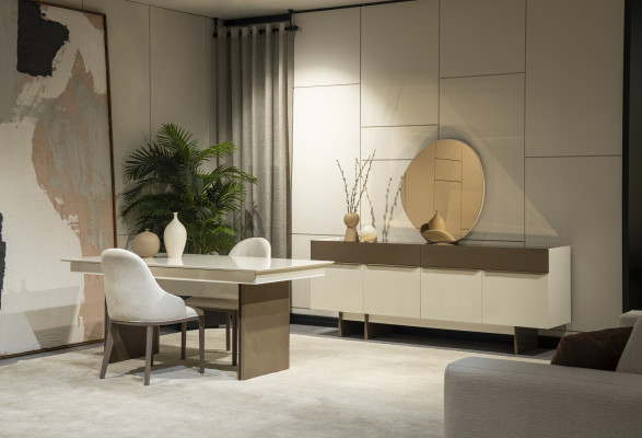 Stijlvolle keukenmeubels designer eettafel 4x stoffen stoelen chique dressoir