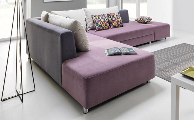 Luxe grote hoekbank wordt vervaardigd uit hoogwaardig materiaal van Europese meubelfabrikanten.