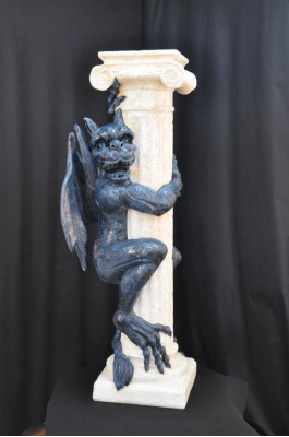 Ontwerp Kolom van Gragol Gotische Zuilen Sculptuur Sculpturen Bloemenstandaard