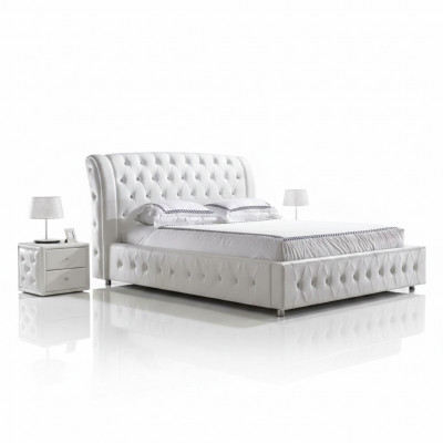 Modern XXL hotel ontwerp bedden luxe dubbel lederen Chesterfield.
