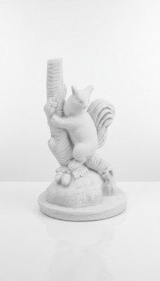 Tuindecoratie fretten terras steen beelden figuur standbeeld sculptuur