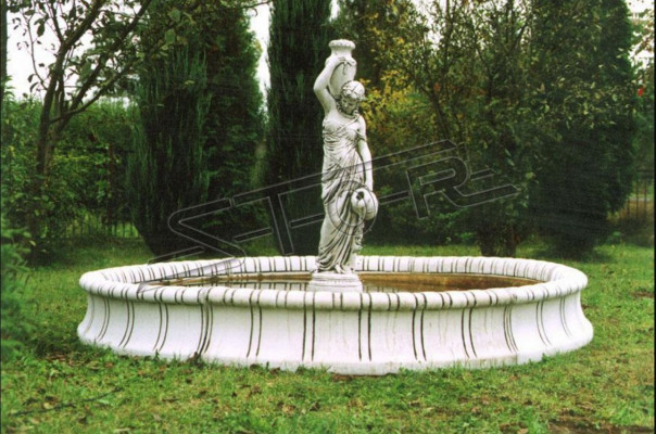 Fonteinen Figur Standbeeld Figuren Sculptuur Standbeelden Beelden Sculpturen Antiek Tuin