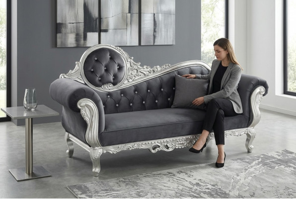 Troonstoel Koninklijke gestoffeerde Chesterfield fluwelen tweezitsbank in antieke stijl.