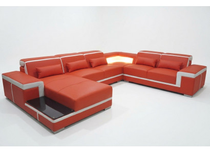 Comfortabele XXL leren bank met innovatieve ergonomie en LED-verlichting.