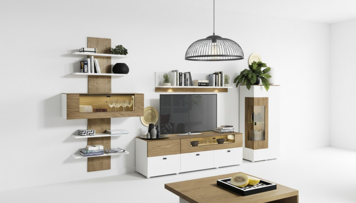 Moderne woonkamer wandkast vitrinekast in barokstijl