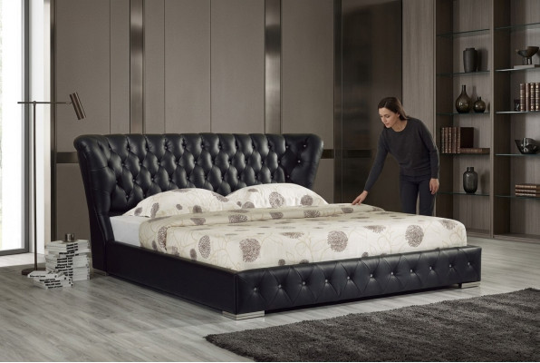 Boxspringbed Designer gestoffeerd bed Beddenhotel Chesterfield hotelbed