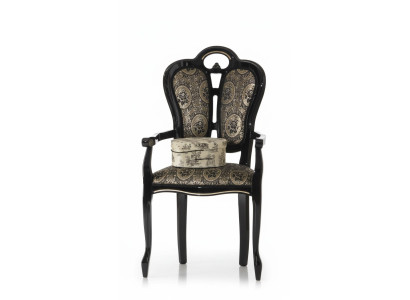 Houten stoel eetkamerstoel ontwerper textiel Koninklijke stoelen fauteuils Italië meubels