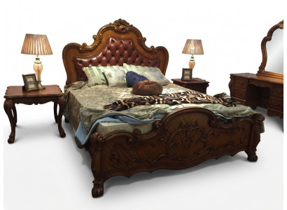 Klassiek bed in barok rococo chesterfield stijl, tweepersoons lederen hotelbedden.