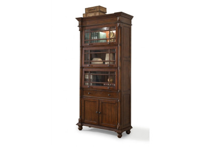 Klassieke boekenkast bibliotheek vitrine vitrinekast kast glazen kast