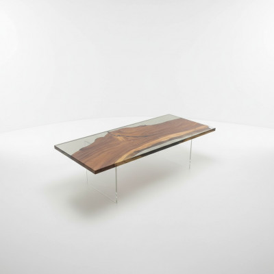 Luxe epoxyhars eettafel River Table echt hout massief design tafels.