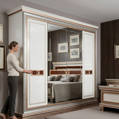 Klassieke houten kasten garderobe slaapkamer kledingkast barok rococo