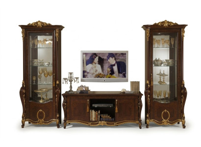 Woonkamermeubel in barokstijl met vitrinekast, dressoir, tv-meubel en wandkast.