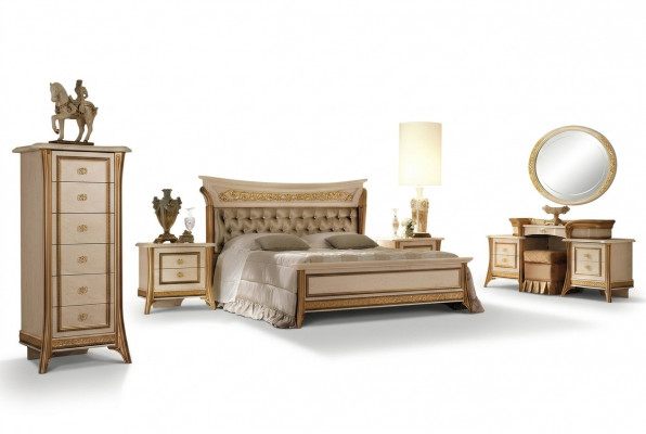 Klassiek designer houten bed slaapkamer luxe gestoffeerd meubilair dubbele bedden nieuw.