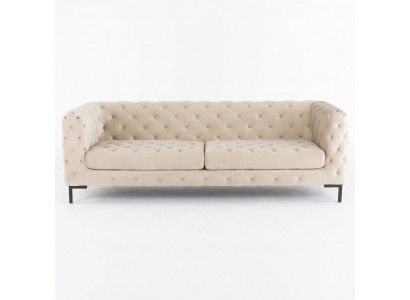 Beige Designer Chesterfield driezits luxueuze woonkamerbank.