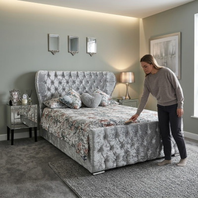 Chesterfield Design Velvet Bed Luxe Textile Bedden Slaapkamer Dubbel 200x200cm.