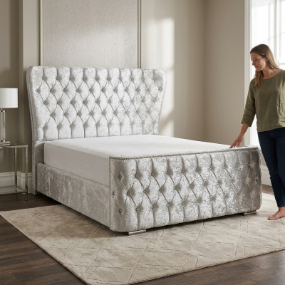 Chesterfield bed slaapkamer bedden textiel 180x200cm fluweel groot hotelbed nieuw