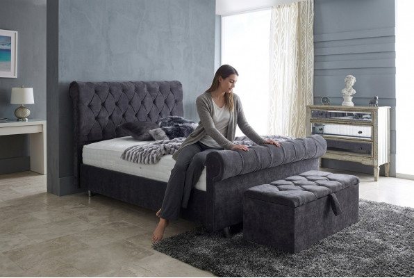 Chesterfield Design fluwelen bed luxe textiel bedden slaapkamer dubbel