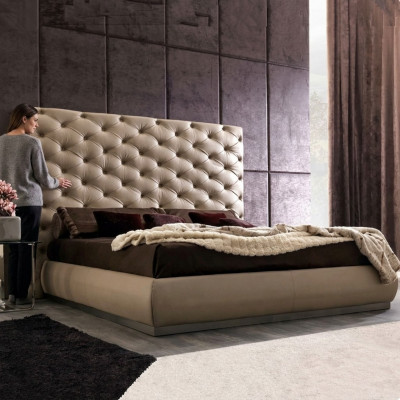 Beige muurpaneel Chesterfield Luxe Bed Designer Tweepersoonsbedden